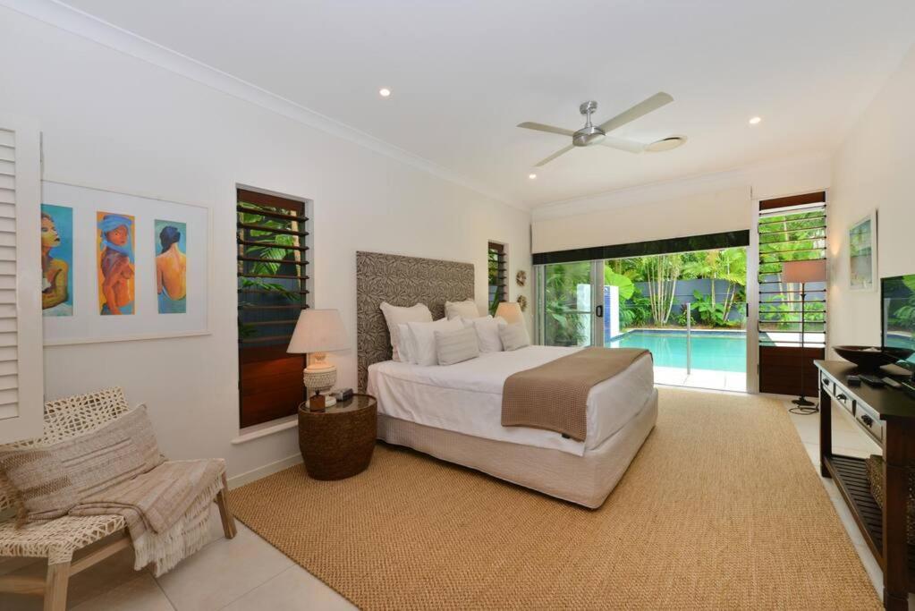 29 Beachfront Mirage - 4 Bedroom Luxury House Port Douglas Exterior photo